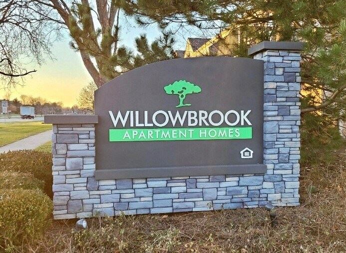 Willowbrook Apartment Homes, 7440 Tennessee Drive 109, Willowbrook, IL